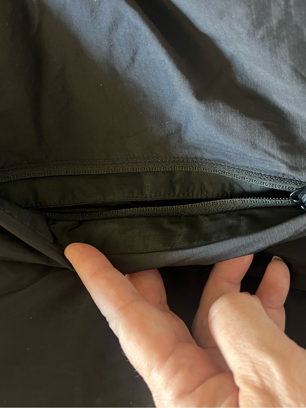 ARCTERYX Mens Atom AR Hoody Jacket Size XLarge black vgc - Picture 12 of 15